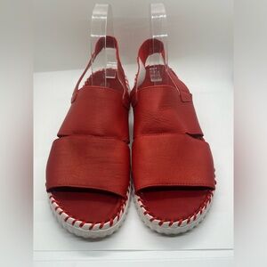 ERIC MICHAEL SOLA SANDAL RED LEATHER WOMENS SIZE 40 EU & US SIZE 8.5-9‎